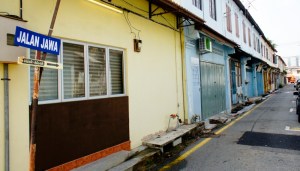 Jalan Jawa, Melaka River